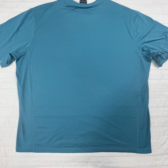 The North Face Men's Blue Short Sleeve Performance Shirt XXL - Picture 8 of 10